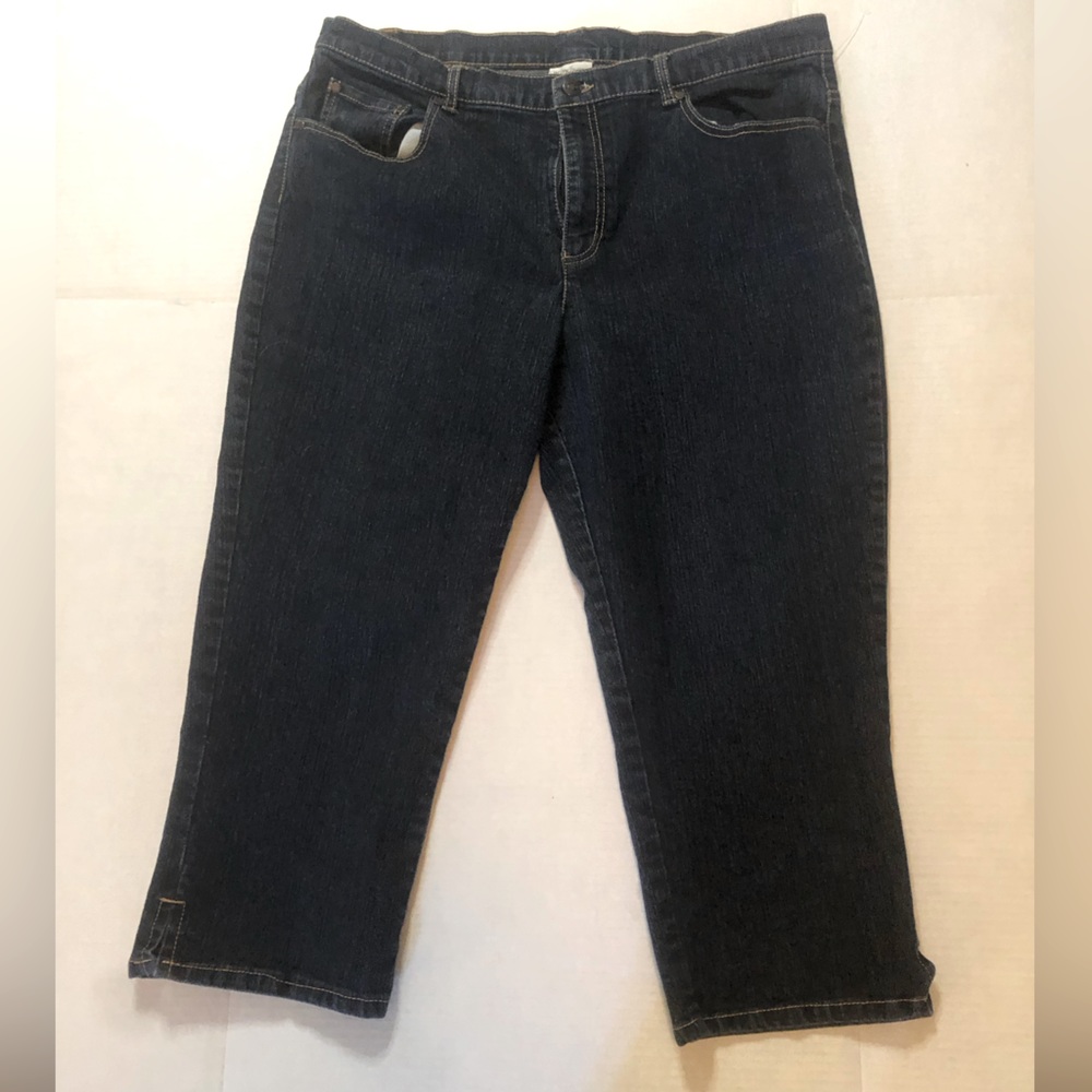 Jaclyn Smith Size 18 Capri Jeans